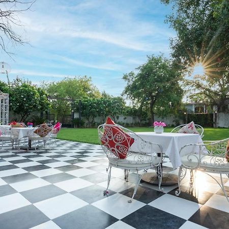 Hotel Casa Aishbagh ลัคเนา ภายนอก รูปภาพ