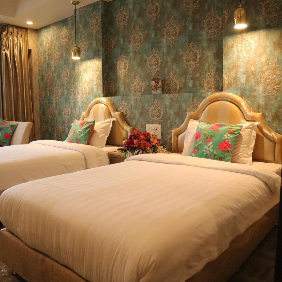 Hotel Casa Aishbagh ลัคเนา ภายนอก รูปภาพ