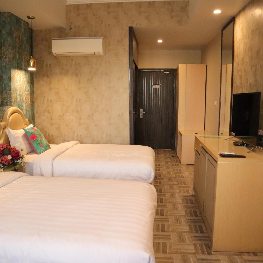 Hotel Casa Aishbagh ลัคเนา ภายนอก รูปภาพ