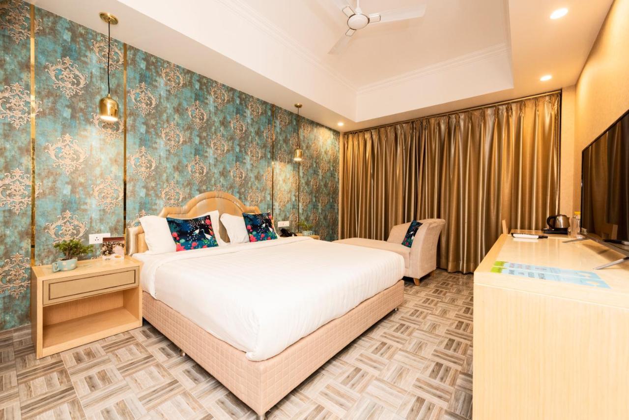 Hotel Casa Aishbagh ลัคเนา ภายนอก รูปภาพ