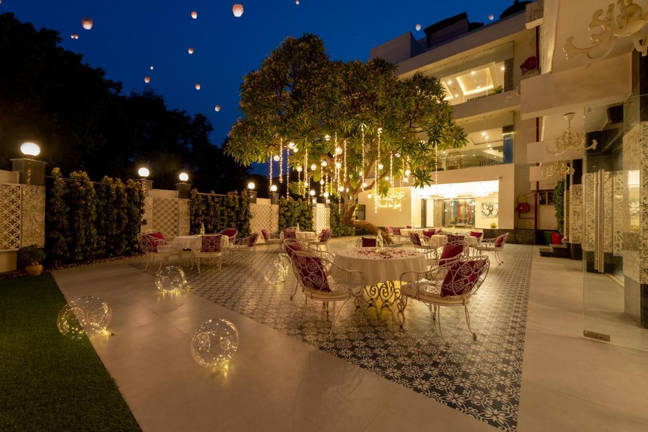 Hotel Casa Aishbagh ลัคเนา ภายนอก รูปภาพ