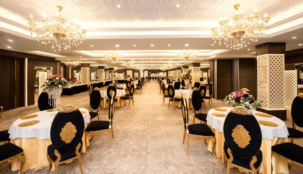 Hotel Casa Aishbagh ลัคเนา ภายนอก รูปภาพ